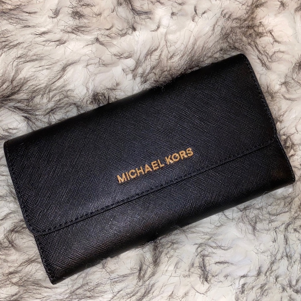 Michael Kors Tri-Fold Leather Wallet